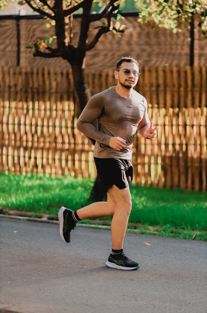 bang jono tweet media