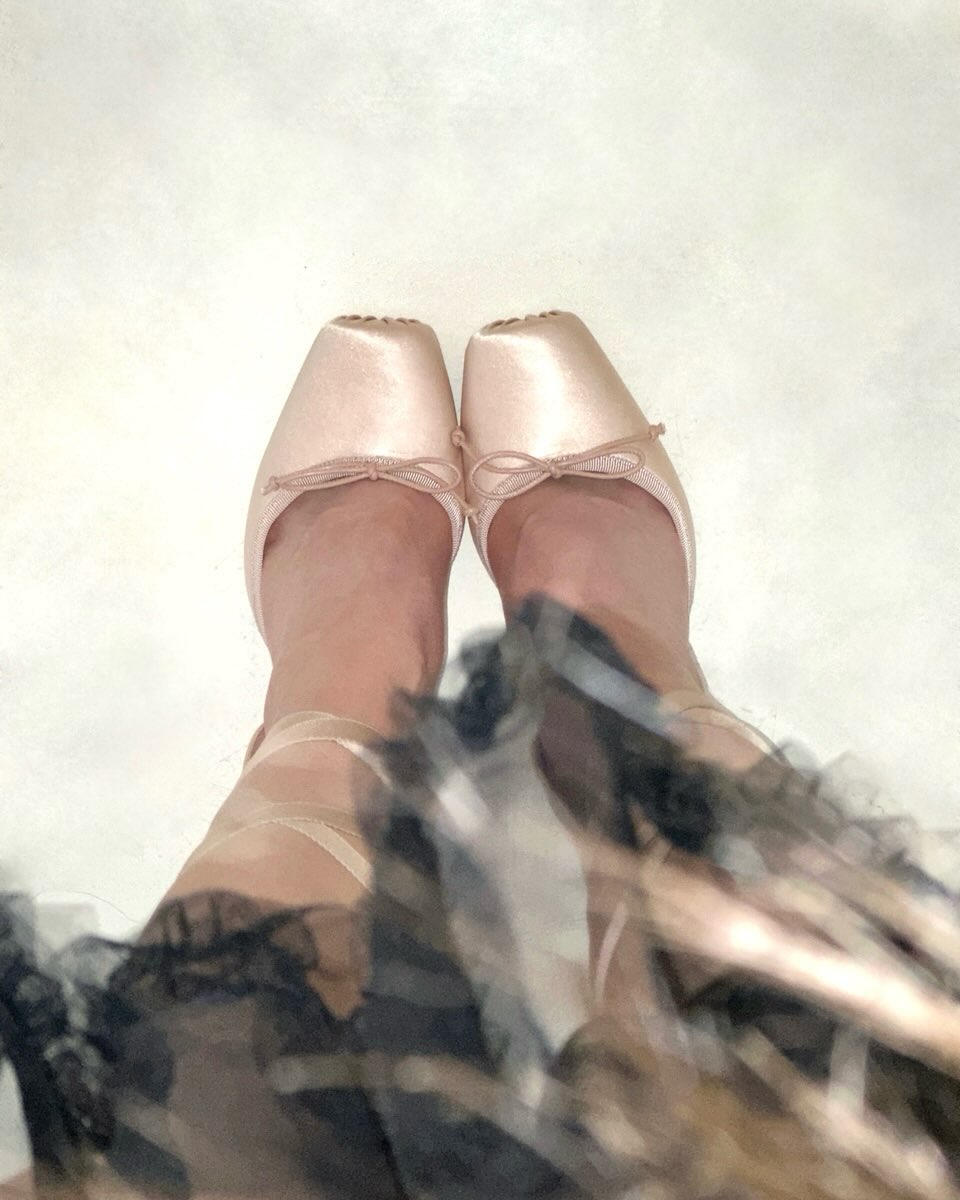 beatricekins's tweet photo. ㅤㅤ
Checking my pretty outfit today 💖
ㅤㅤ https://t.co/Z53mg2wcxb