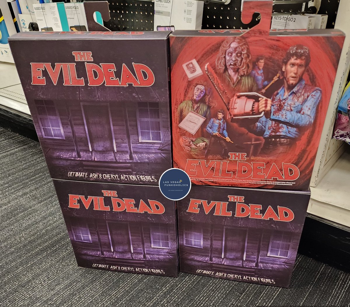 LVFunkoholics's tweet image. Spotted at 🎯 Evil Dead Ultimate Bloody Ash &amp;amp; Cheryl Williams Action Figure Two-Pack. Hit The Follow. 

#evildead #horror #ashwilliams #neca #collectibles #target #lasvegas #lasvegasfunkoholics #fyp