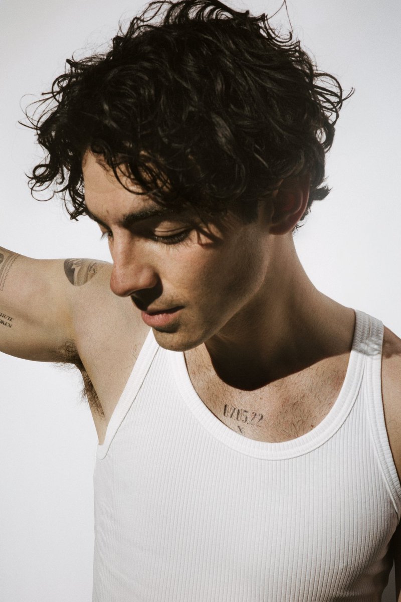 Republic Records (@republicrecords) on Twitter photo <3 "heart by heart" is out now <3 only a few more weeks til album release! <a href="/joejonas/">J O E J O N A S</a>
joejonas.lnk.to/heartbyheart <3 "heart by heart" is out now <3 only a few more weeks til album release! <a href="/joejonas/">J O E J O N A S</a>
joejonas.lnk.to/heartbyheart