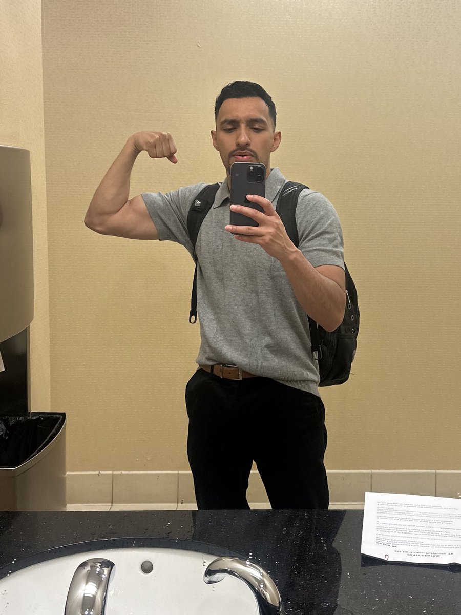 RizzBenoit's tweet image. 