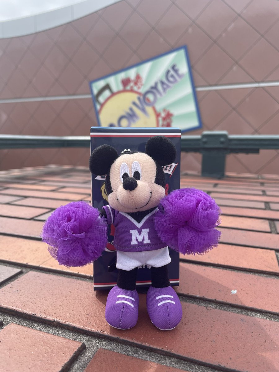miyatan0818's tweet photo. 昨日発売のランダムグッズ📣
1つ1,600円とちょっとお高めなので、1つだけ購入
開封したら、色こそ狙い(黄色🟡)とは違いましたが、ミッキーさん紫🟣が来てくれました🙌
#ディズニーランダムグッズ
#チアリーダー
#ミッキーマウス
#Cheertogether
#tokyodisneyresortresort
#TDR__now https://t.co/zpmqkQn9uH