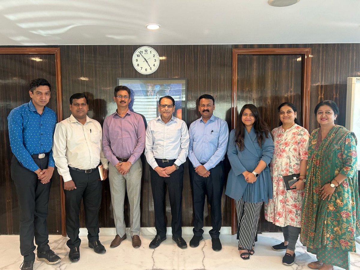 A big shoutout to our esteemed CSR partner <a href="/SuhanaTaste/">SuhanaTheTastemakers</a> team for their first-ever visit to BJS Head Office! They engaged in great convos with <a href="/ShantilalMuttha/">Shantilal Muttha</a> &amp; MD Ms. Komal Jain around our collaboration in supporting the MH Govt's ambitious ‘गाळमुक्त धरण, गाळयुक्त शिवार’ योजना!