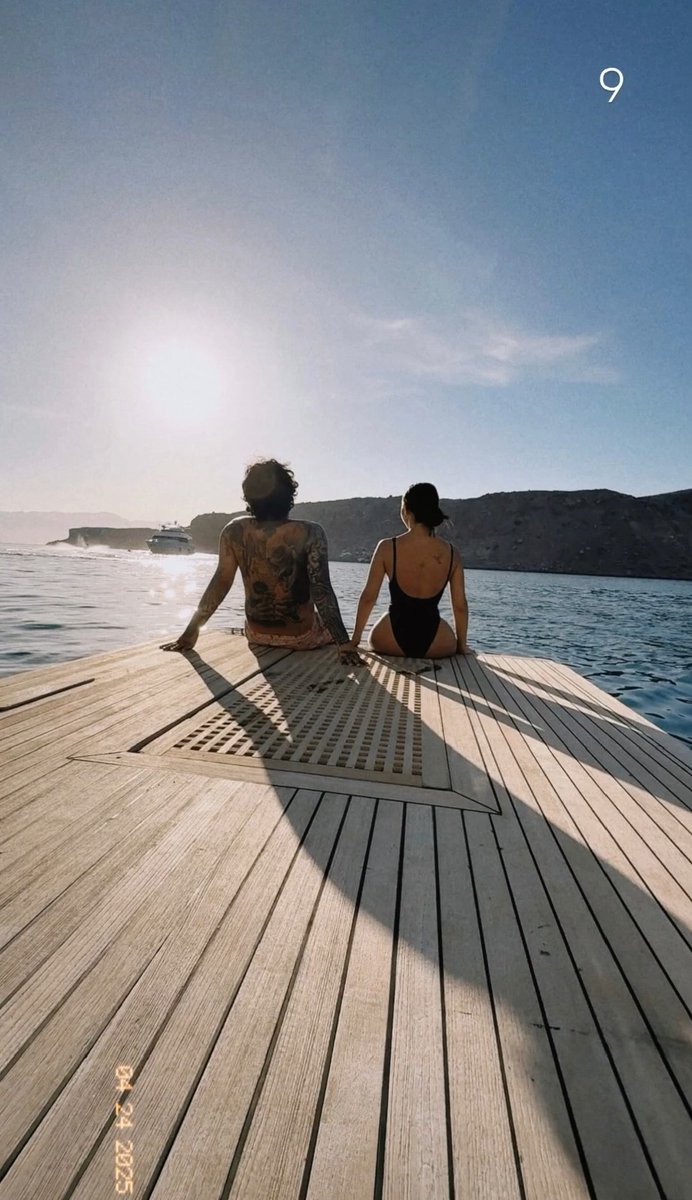 Ángela Aguilar vía Instagram Stories ☀️🩵