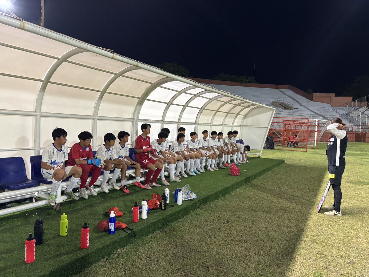 vfk_academy's tweet photo. 【ヴァンライズ】
アカデミー支援基金💫 #VENTRIRE #ヴァンライズ
4/14-22 にてU-14がインドネシア遠征を行いました⚽️
本遠征において選手渡航費の一部補助に充させていただいております。
ご支援いただきありがとうございます。
https://t.co/XxIv1fTZKf
#vfk #vfsc #vfkアカデミー https://t.co/yh5fwdSUXZ
