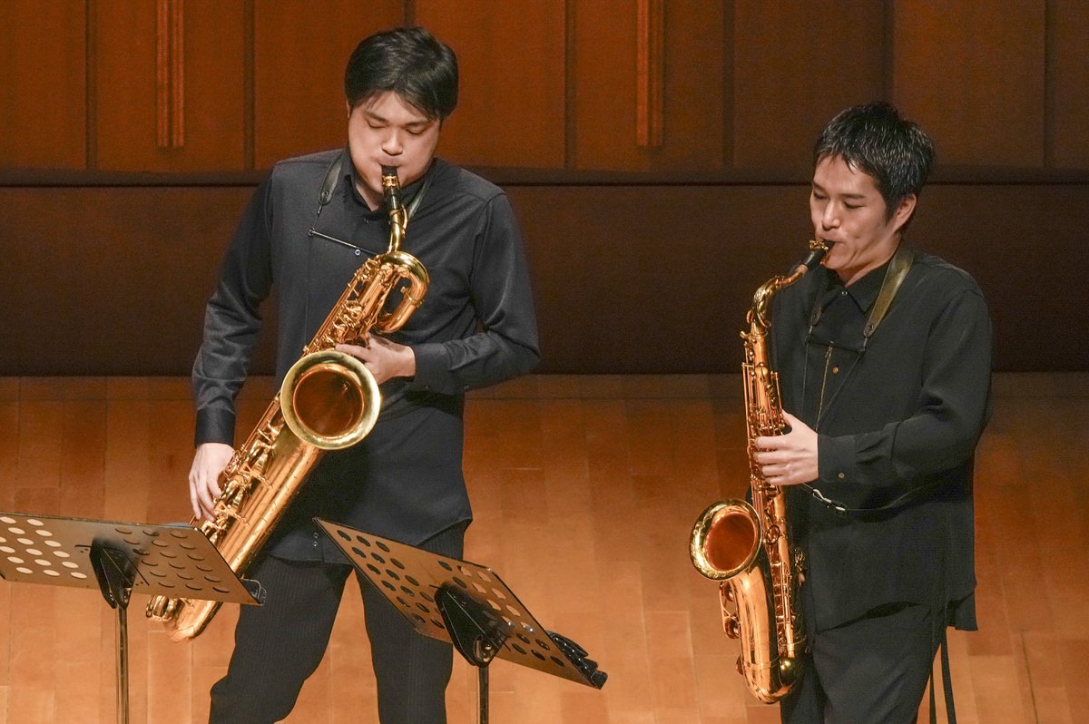 eplus_agent's tweet photo. コンサートレポート公開🎷🎷🎷🎷
1/13(祝月)に東京・浜離宮朝日ホールで開催された完売公演『The Rev Saxophone Quartet リサイタル』のレポートがアップされました！7/6(日)の「オール・ラヴェル」公演も残席わずか⚠️お早めにどうぞ🎶
https://t.co/jwJ0WAlLOA #therevsaxophonequartet 
#REV_BASE https://t.co/mwrVssxSxV