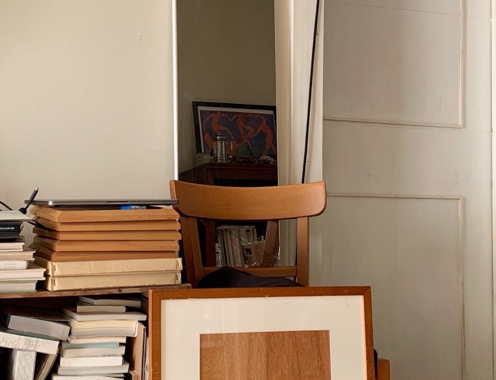 ボロアパートなので家賃が安い。
それに尽きる。