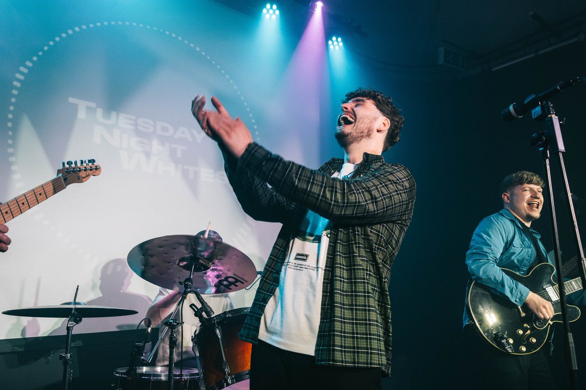 How has a week gone by already?! 🤯

HUGE announcement coming THIS SUNDAY - are you ready?! 

•
•

📸 @romytakesphotos
#tnwtnwelloello