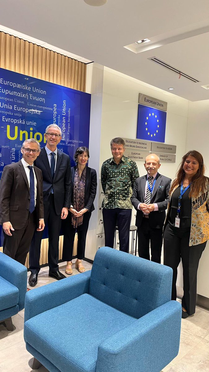 Today I met Cyrille Berlier, Head of Asia, Middle East, and Europe at <a href="/AFD_en/">AFD_en 🇫🇷 🇪🇺</a> Key topics exchanged included EU-FR-IND relations on politics, trade and investments. Team Europe remains committed to strengthening its ties with Indonesia. 🇪🇺🇮🇩🇫🇷