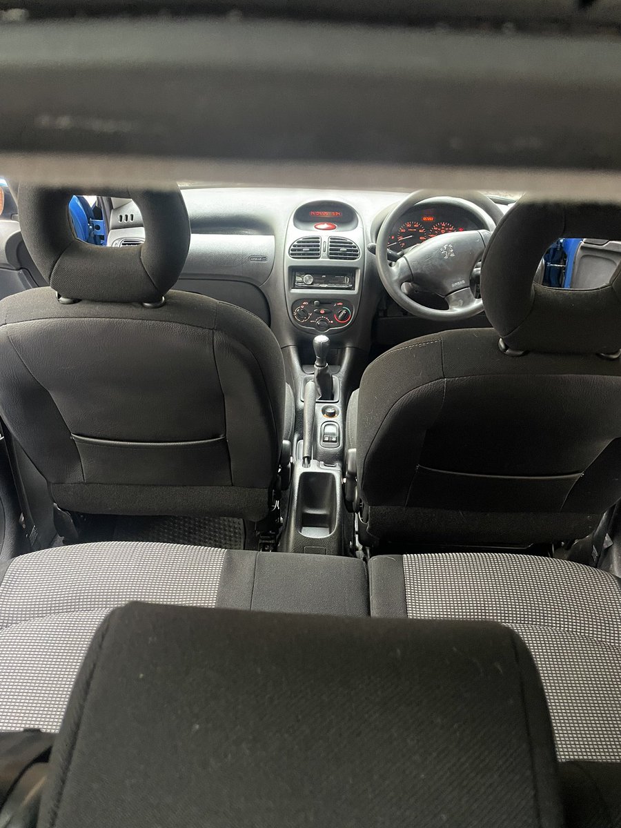 iam_Brisco's tweet photo. @vasecc @NIUKCommunity Travelling with a fussy baby no be beans.
This Peugeot 206 fit change your journey ✅cheap, fuel-efficient, AC dey blow, space dey for baby bag + car seat.
Stress go reduce wella.

57k Miles 
2 keys
Long MoT : 1/2026

DM if you want am or need help finding one. https://t.co/GkzagsOcdg