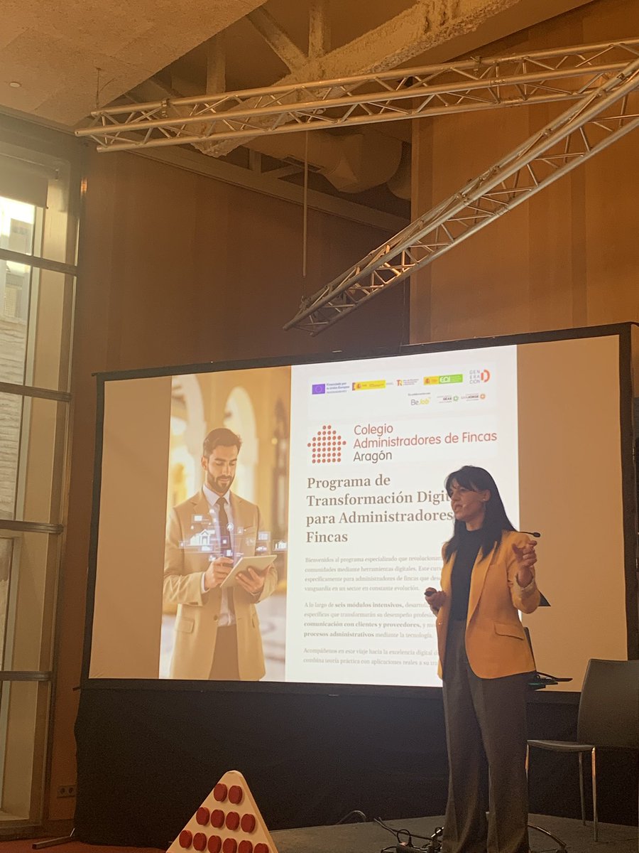 coaftarragona's tweet photo. VII Jornadas de Comunicación
#CAFTarragona #Administrador
#Administradora #Fincas #Finques #Administradors
#Administradores 
#VIIJORNADASCOMUNICACION 
#comunicando_nos https://t.co/36ebKS7eiy