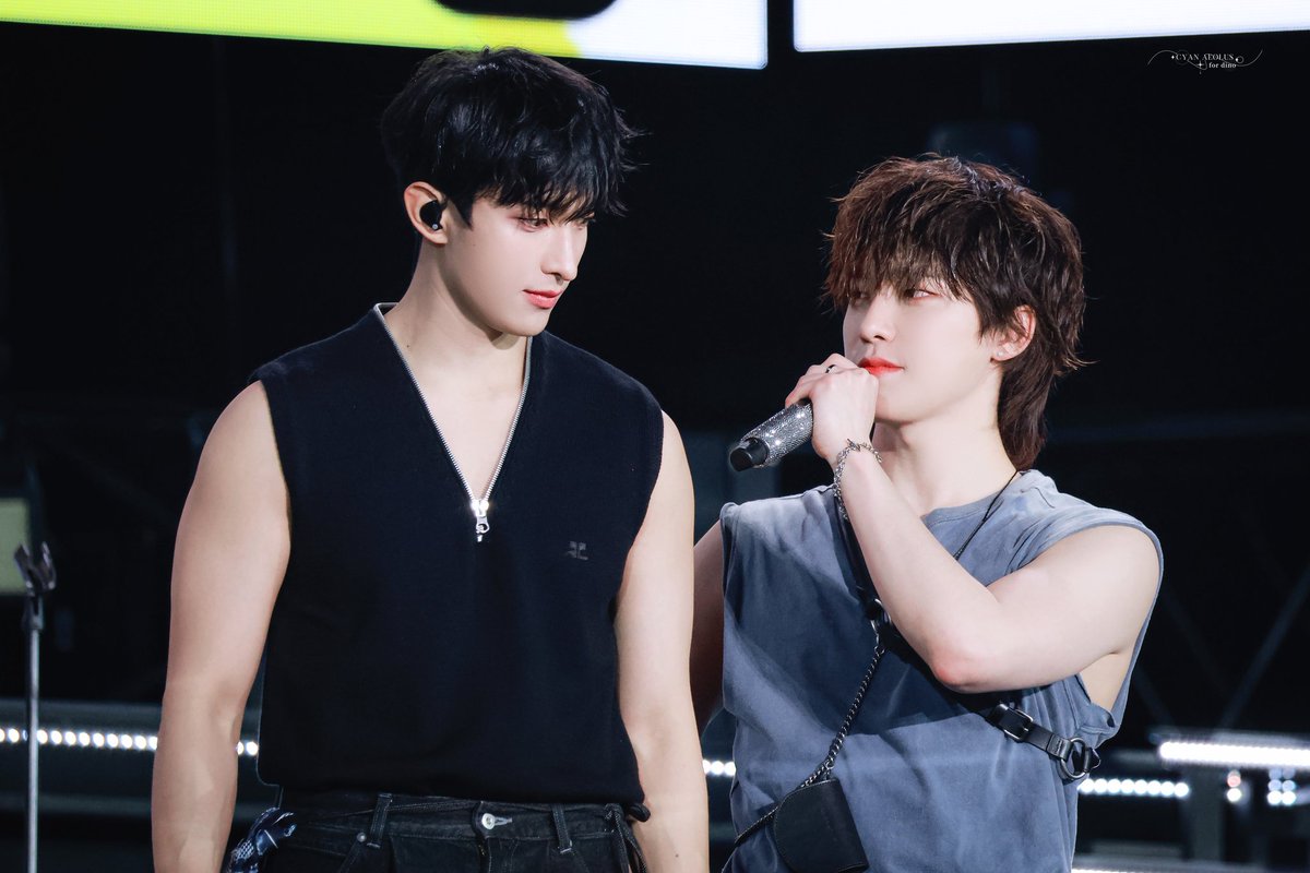 250424 Japan Holiday Fan Meeting 大阪 Day1

#DINO #이찬 #디노 #도겸
#세븐틴 #SEVENTEEN