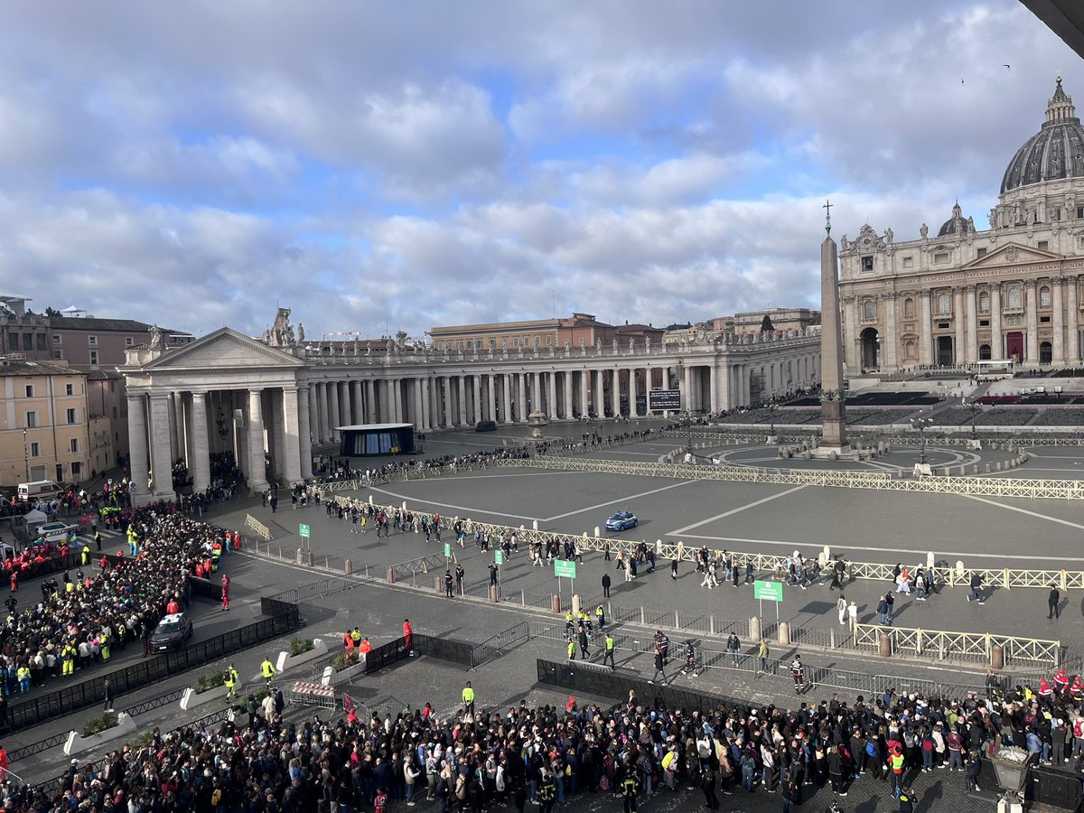 aine_fox's tweet photo. Preparations well underway in Vatican City for Pope Francis’s funeral tomorrow. Huge crowds still queuing to see his remains, lots of security and an altar with seats for cardinals and world leaders laid out @PA https://t.co/kLKXBLF2RR