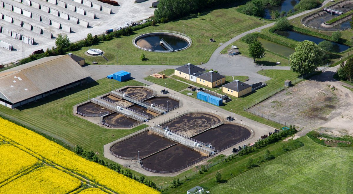 LIFEreseau's tweet image. We’ve just shared the latest on our work at the #Søndersø WWTP, where MABR tech is boosting #capacity and cutting #energy use ⚡🌱
#VCSDenmark is making scalable progress as part of the @LIFEreseau project.
Full story 👉 life-reseau.eu/mabr-capacity-…
@LIFEprogramme