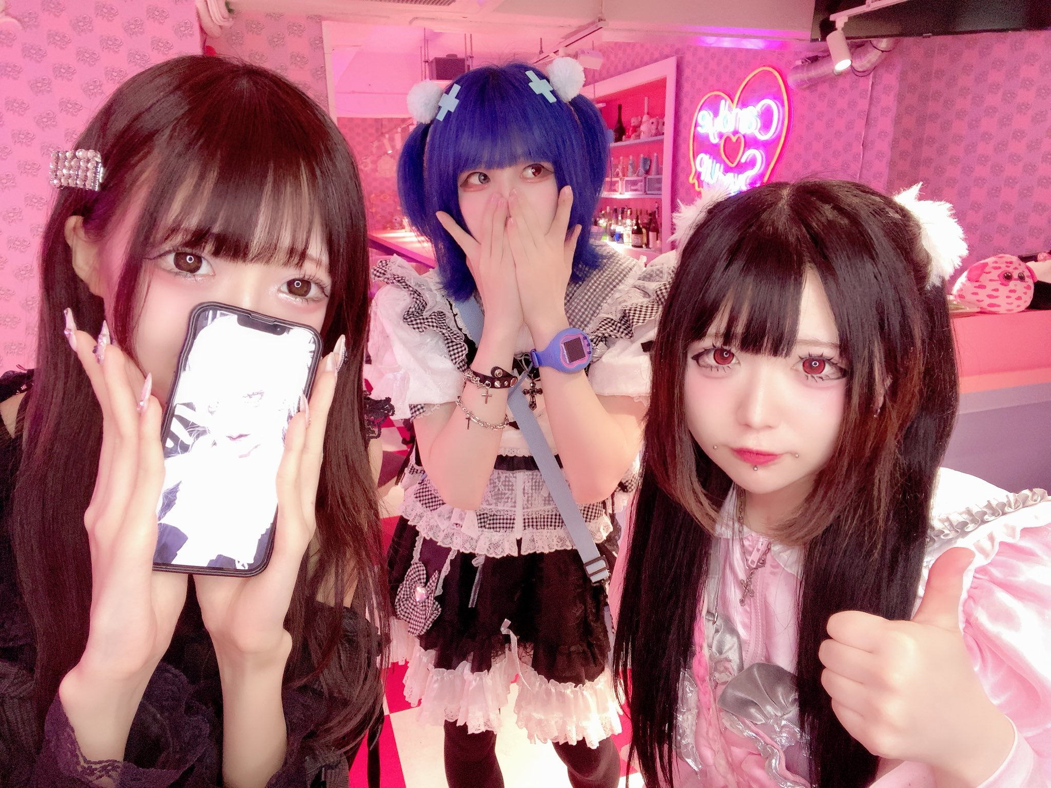 成瀬愛里さん着用》フロントボタンケープ風ニットワンピース
