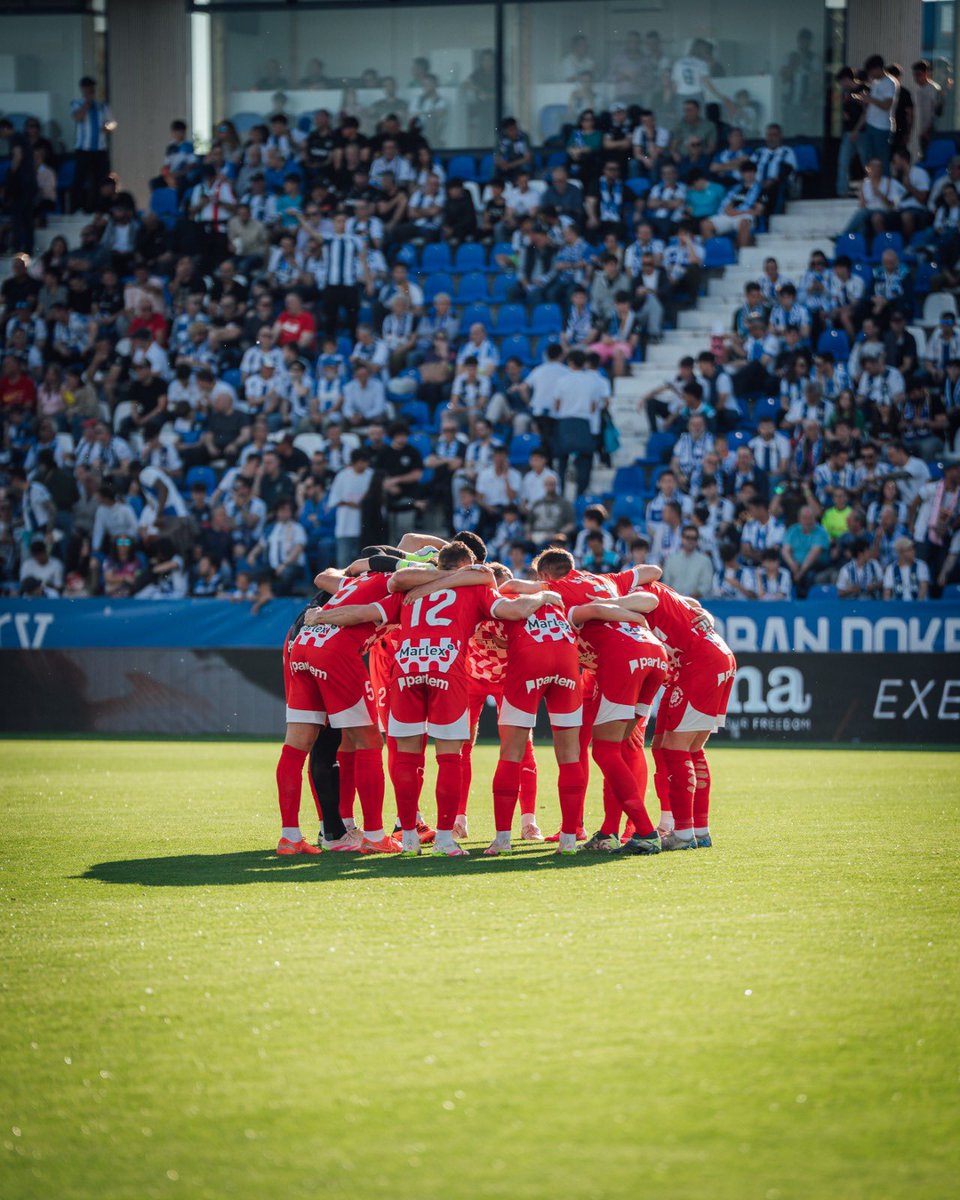 CristhianStuani's tweet image. Que nadie dude que seguiremos luchando
Estamos sufriendo pero tenemos orgullo y jamás nos rendiremos
Pasito a pasito y mantengamos la fe
Me quedo con lo positivo para renovar energías y fuerza
Seguirem lliutant fins al final 🔴⚪️
Sempre @GironaFC ❤️