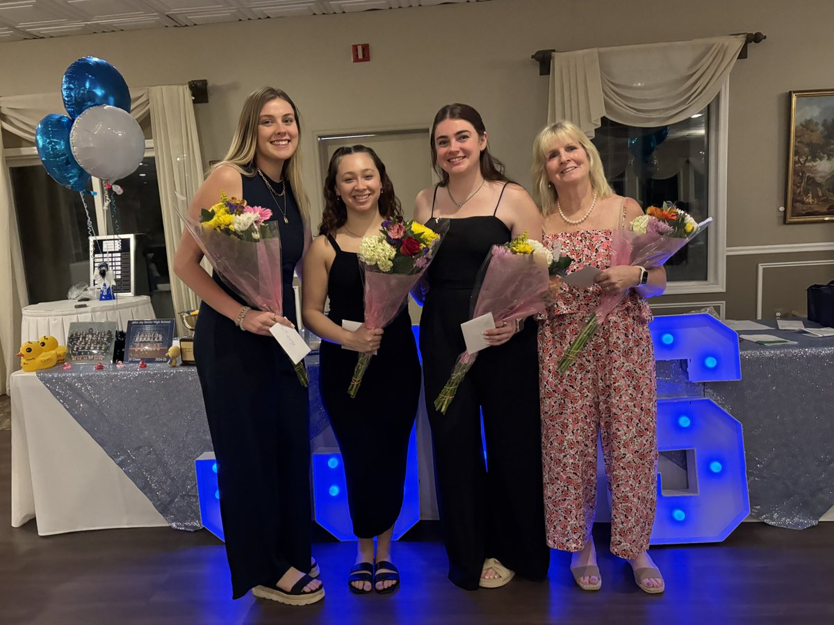 John Jay Cheerleading tweet media