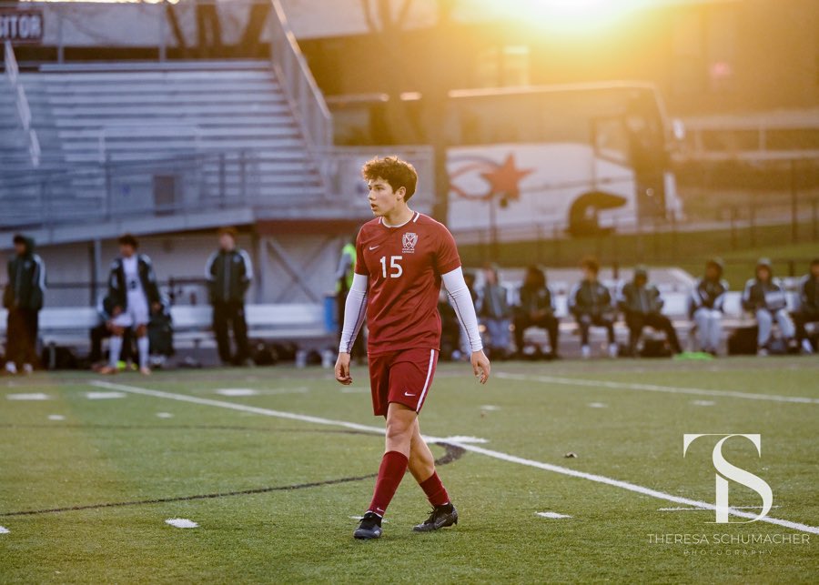 DCHSBoysSoccer's tweet photo. Happy 1️⃣8️⃣th birthday to our very own senior captain center back John Foth!🎂

A few of John’s faves:

Food🫓: pupusas 
Song🎶: Snow, Red Hot Chili Peppers
Class📚:AP Microeconomics
Advice🤔: love your neighbor 

Have the best time celebrating with the team this weekend at the Iowa City Little Hawks Invite!🥳 🎉