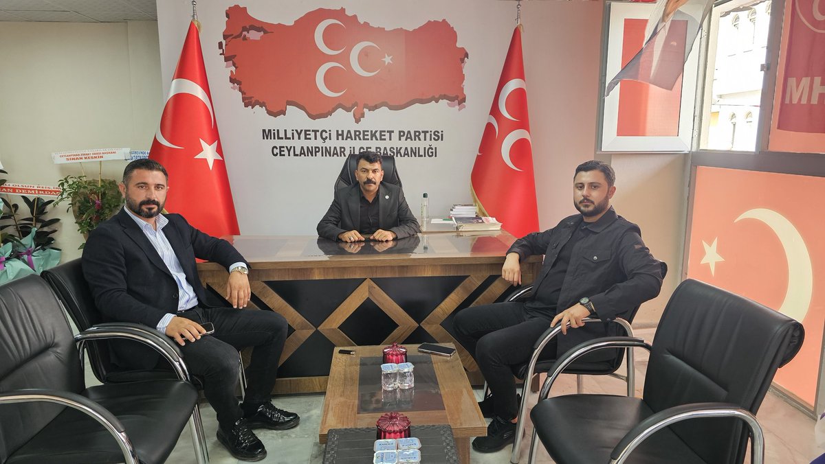 Ceylanpınar İlçe Sakinlerinden Yusuf Türk teşkilatımıza hayırlı olsun ziyaretlerinde bulunmuştur. 
Nazik ziyaretlerinden dolayı Sn.Yusuf Türk'e teşekkür ederiz.

Milliyetçi Hareket Partisi Ceylanpınar İlçe Başkanı
Aziz DEMİRDAŞ