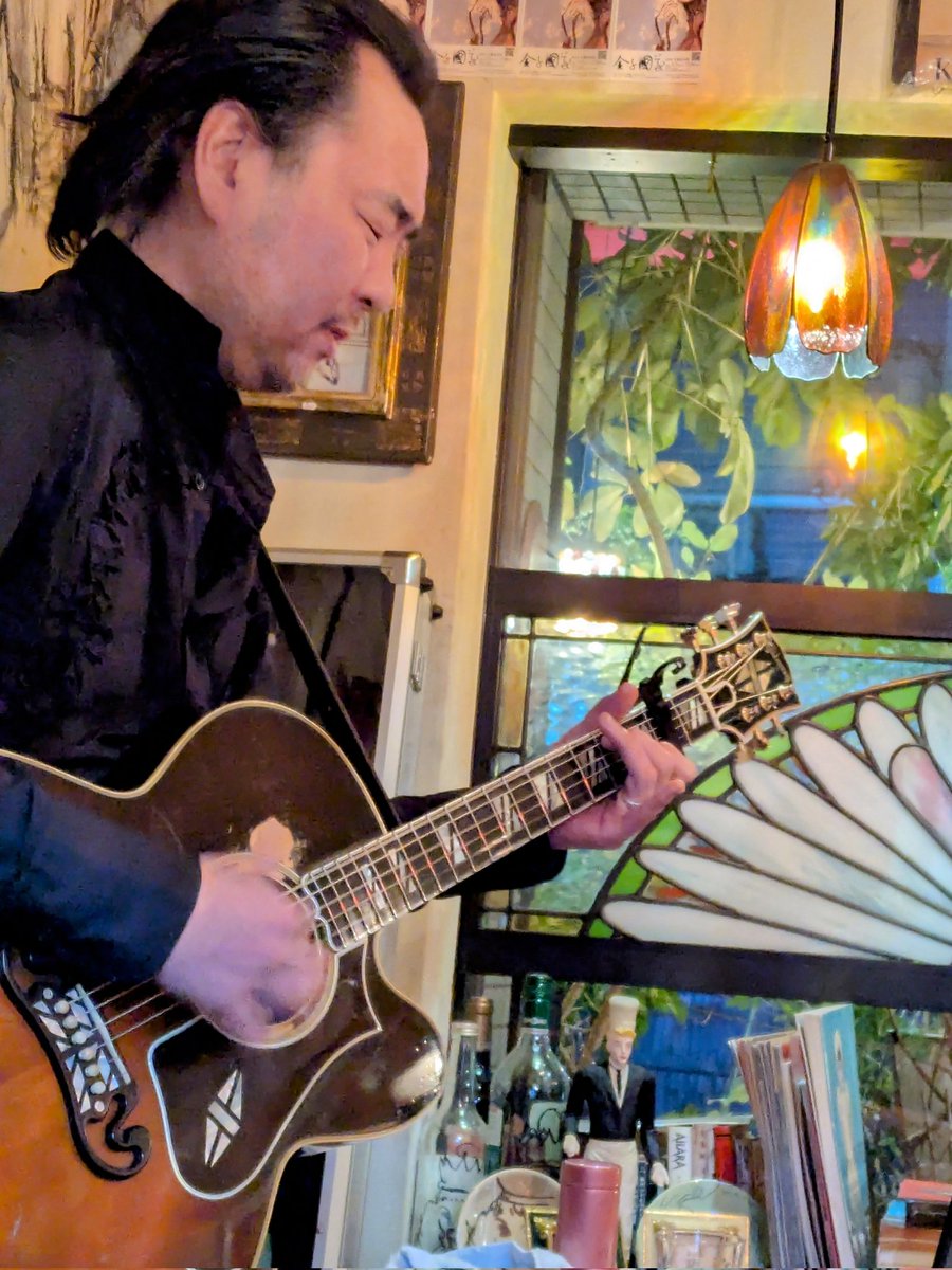 nalu__a's tweet photo. すのう生音ワンマンライブ、始まったよ♫

#nalu #singersongwriter #弾き語り #音楽好きと繋がりたい #ま〜いにちぃ〜♪ #感謝 #一乗寺 #unicafe https://t.co/GlEf1OJpof