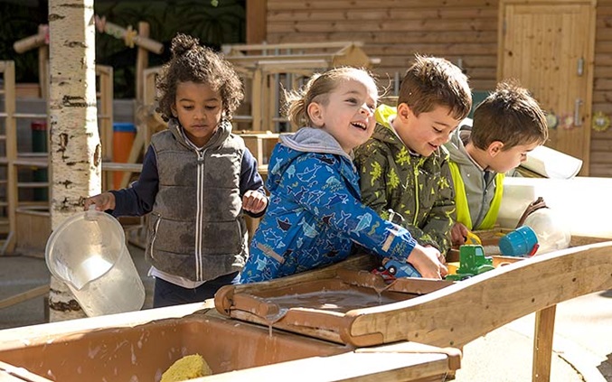 Centre for Young Lives (@cfyounglives) on Twitter photo The debate sparked by <a href="/JonHaidt/">Jonathan Haidt</a>'s āThe Anxious Generationā has ignited the conversations about children's wellbeing.
Chair of our Raising the Nation Play Commission <a href="/Paul_Lindley/">Paul Lindley OBE</a> shares his thoughts.
communityplaythings.co.uk/learning-libra⦠The debate sparked by <a href="/JonHaidt/">Jonathan Haidt</a>'s āThe Anxious Generationā has ignited the conversations about children's wellbeing.
Chair of our Raising the Nation Play Commission <a href="/Paul_Lindley/">Paul Lindley OBE</a> shares his thoughts.
communityplaythings.co.uk/learning-libraā¦
