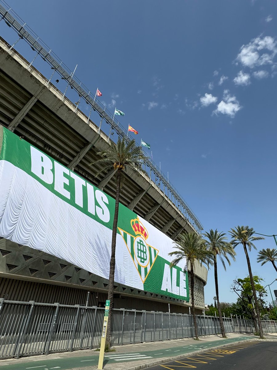 𝑬𝒍 𝒃𝒂𝒓𝒓𝒊𝒐 𝒅𝒆 𝒍𝒂 𝒂𝒍𝒆𝒈𝒓𝒊́𝒂.

#BetisAlé