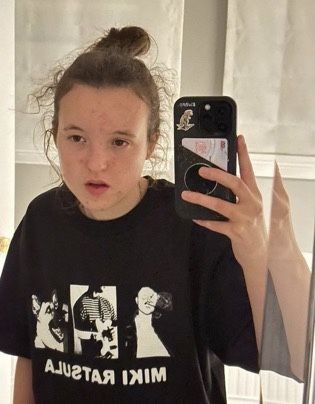 COSMOMAGICKID's tweet image. They somehow made it to Friday.
Whoop de fuckin&apos; do. 💀