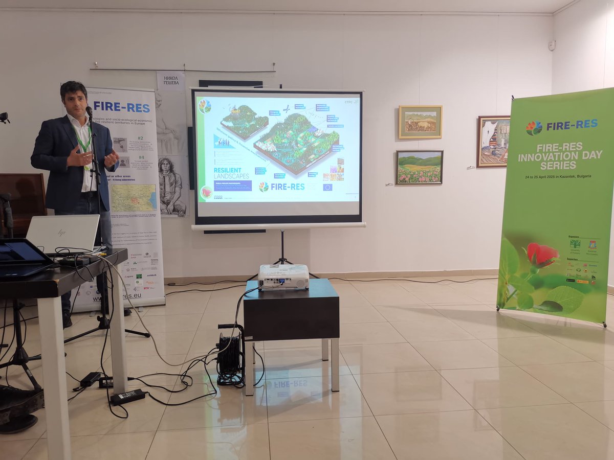 ctforestal's tweet photo. 🗣️Today, presentation of @FIRERESProject at the FIRE-RES #INNOVATIONDAYS in Bulgaria

🎨🖼️We have also given awards to children from the art school who have made #paintings about the importance of #fire #prevention and #nature conservation https://t.co/DZuD0MDI3P