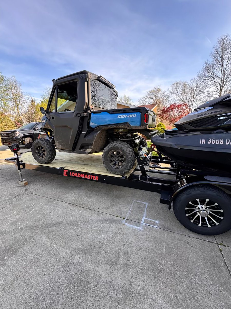 LoadmasterTrail's tweet photo. When you are the coolest one at the boat ramp or wherever you go..  #pwc #pwcproud #sidebyside #utv #utvlife #canam https://t.co/yUseB1uYSu