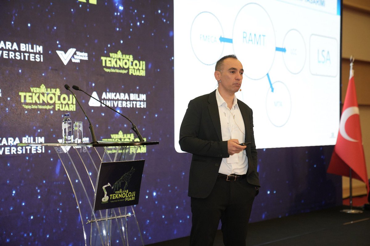 VeFuar's tweet image. Kıdemli Başuzman Araştırmacı Kerim Yurdakul "Entegre Lojistik Destek Yönetimi (ELD)" eğitimiyle #7.VerimlilikveTeknolojiFuarı'ndaydı.