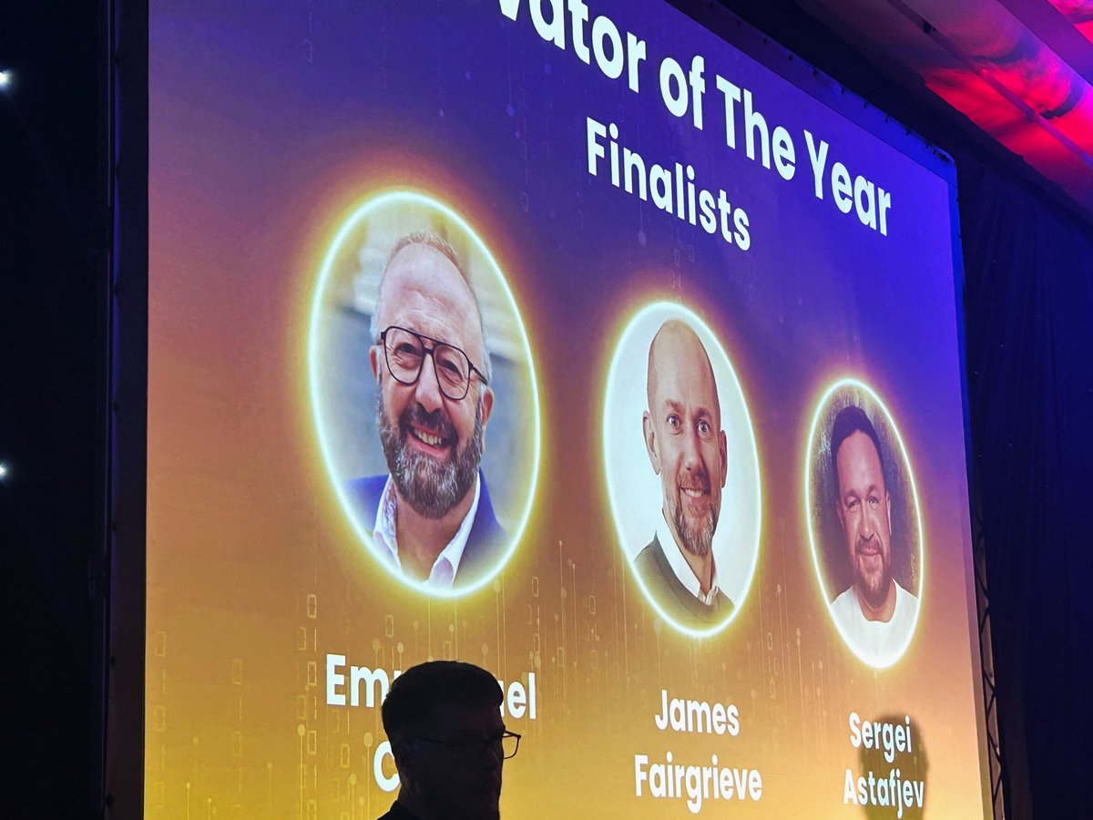 Котова tweet media