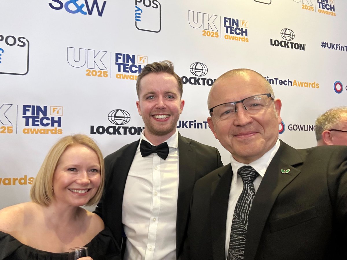 Котова tweet media