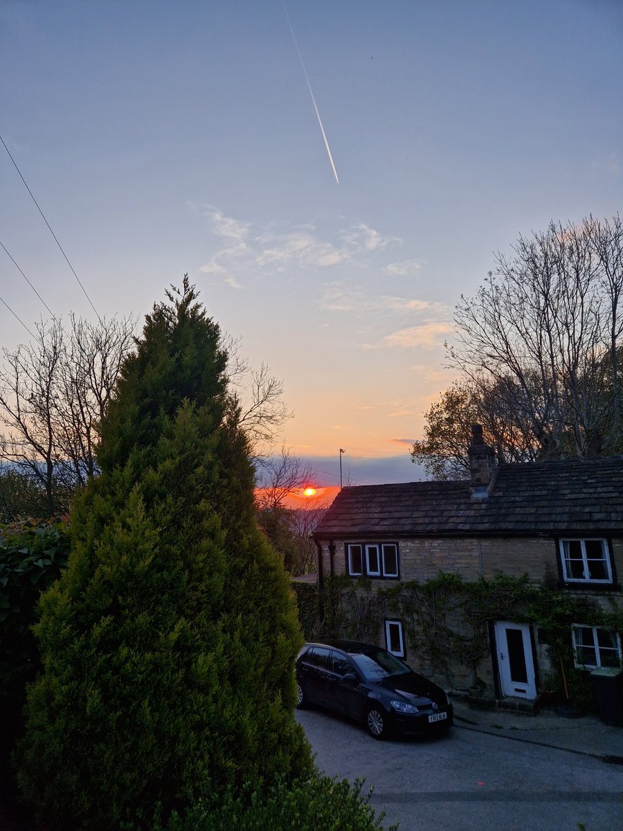 S.Prof (@swearyprof) on Twitter photo Trails are still dry with the odd slippy/clay spot around Mellor Cross and Marple. Fast over the top and down to Rowarth via bridleway. Not exactly a night ride if you don't turn your lights on until 8.30pm. #mtb <a href="/KoftheP/">keeper of the peak</a> Trails are still dry with the odd slippy/clay spot around Mellor Cross and Marple. Fast over the top and down to Rowarth via bridleway. Not exactly a night ride if you don't turn your lights on until 8.30pm. #mtb <a href="/KoftheP/">keeper of the peak</a>