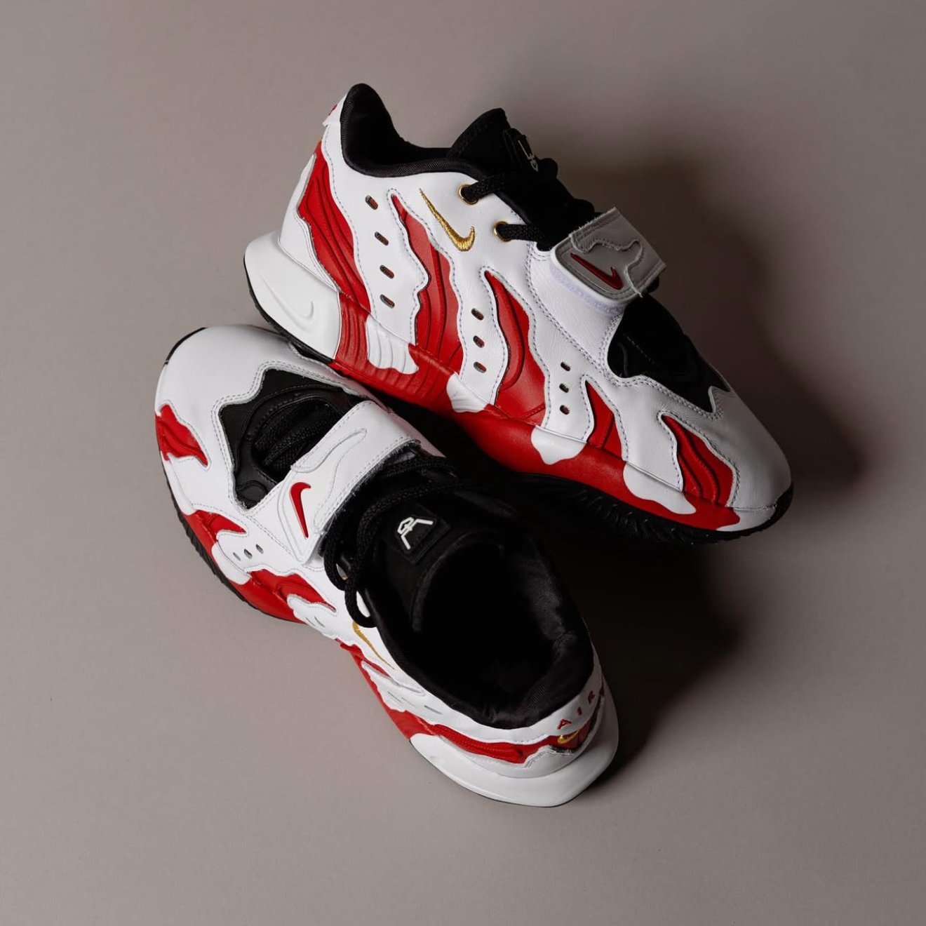 【ナイキ】★Nike Lebron XXI EP White Fire Red★大人気★ ナイキ】☆Nike Lebron XXI EP White Fire Red☆大人気☆ (Nike