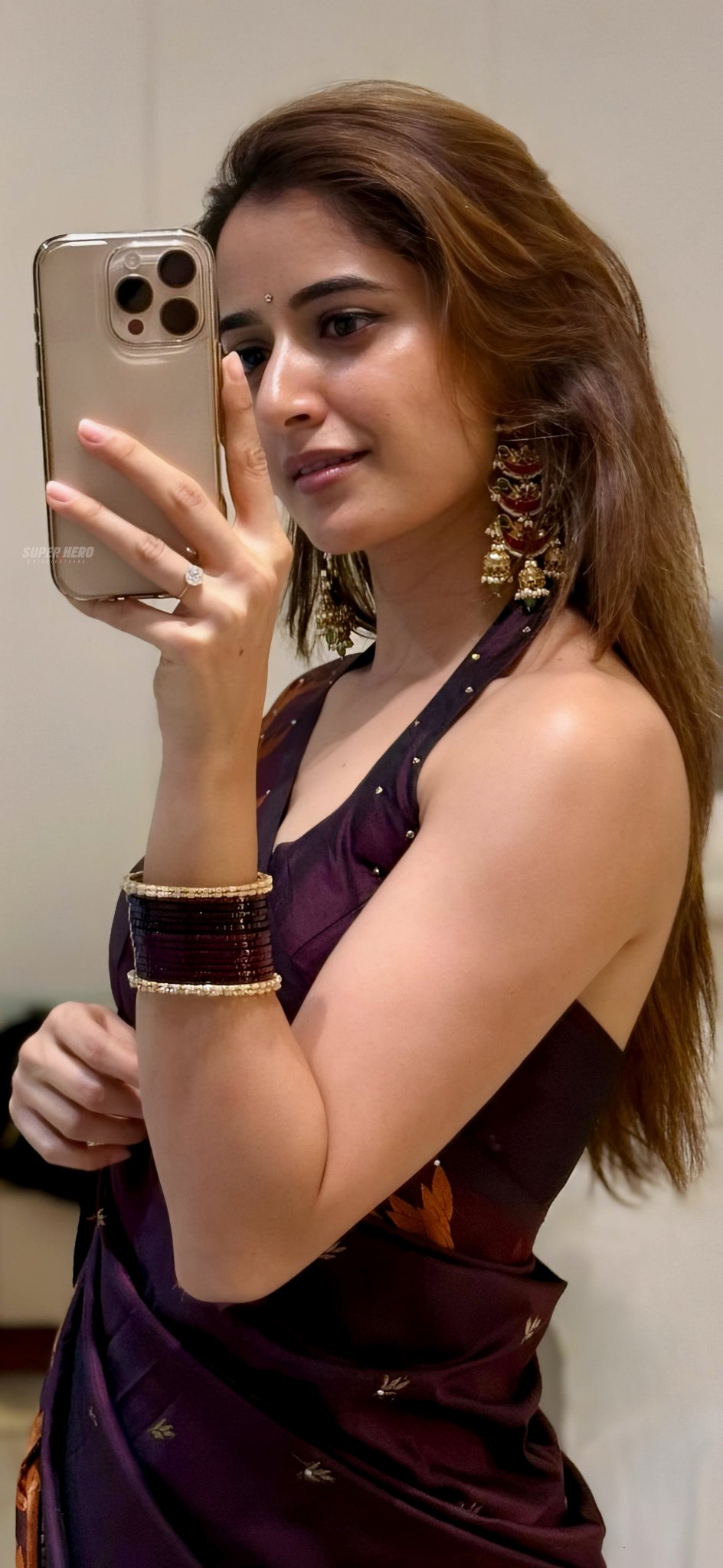 GpXA_9NbYAQudG4?format=jpg&name=large