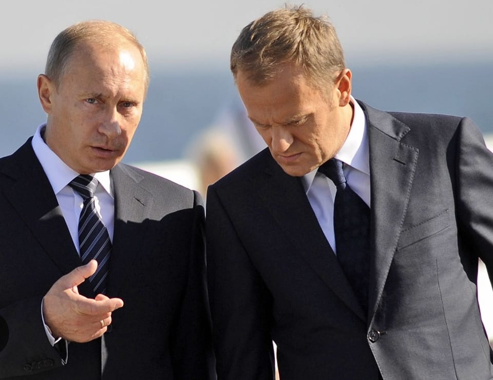 Vojtekwawa's tweet photo. @DorotaKania2 @donaldtusk Trudno to zapomnieć !!! Ale trzeba przypominać. https://t.co/tHFnL1NpnA