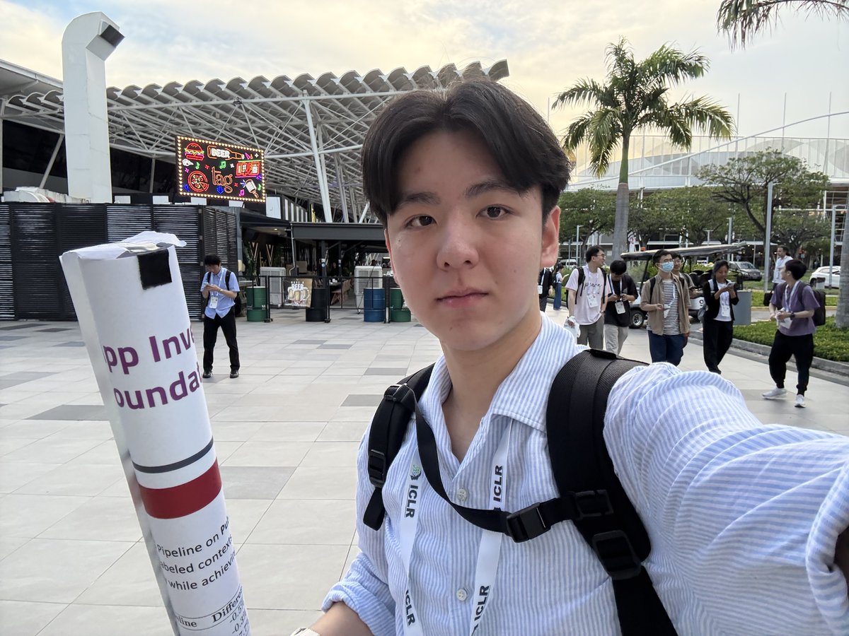 App-In Club tweet media