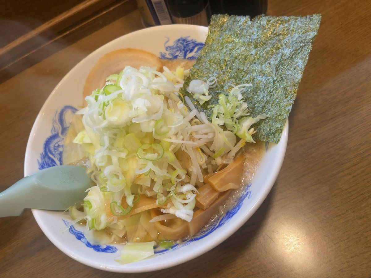 今日のお昼は 市川の亥龍
ちゃっちゃ系にしては軽かった気がする
#市川 #亥龍