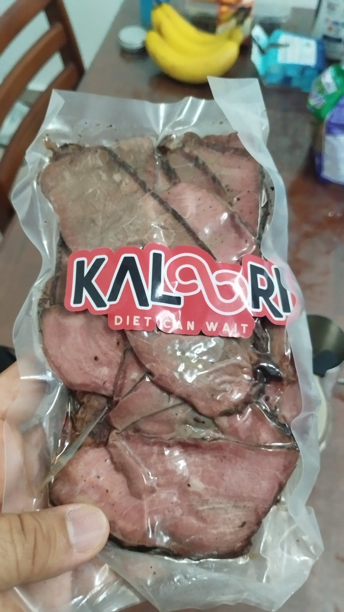 Sampai dah Daging salai Kaloori yang <a href="/MeanMijer/">Cik Jer Sayang</a> jual ni. Nanti aku nak buat masak lemak pekat. Tengok rupa macam sedap ni. Tak sabar nak masak