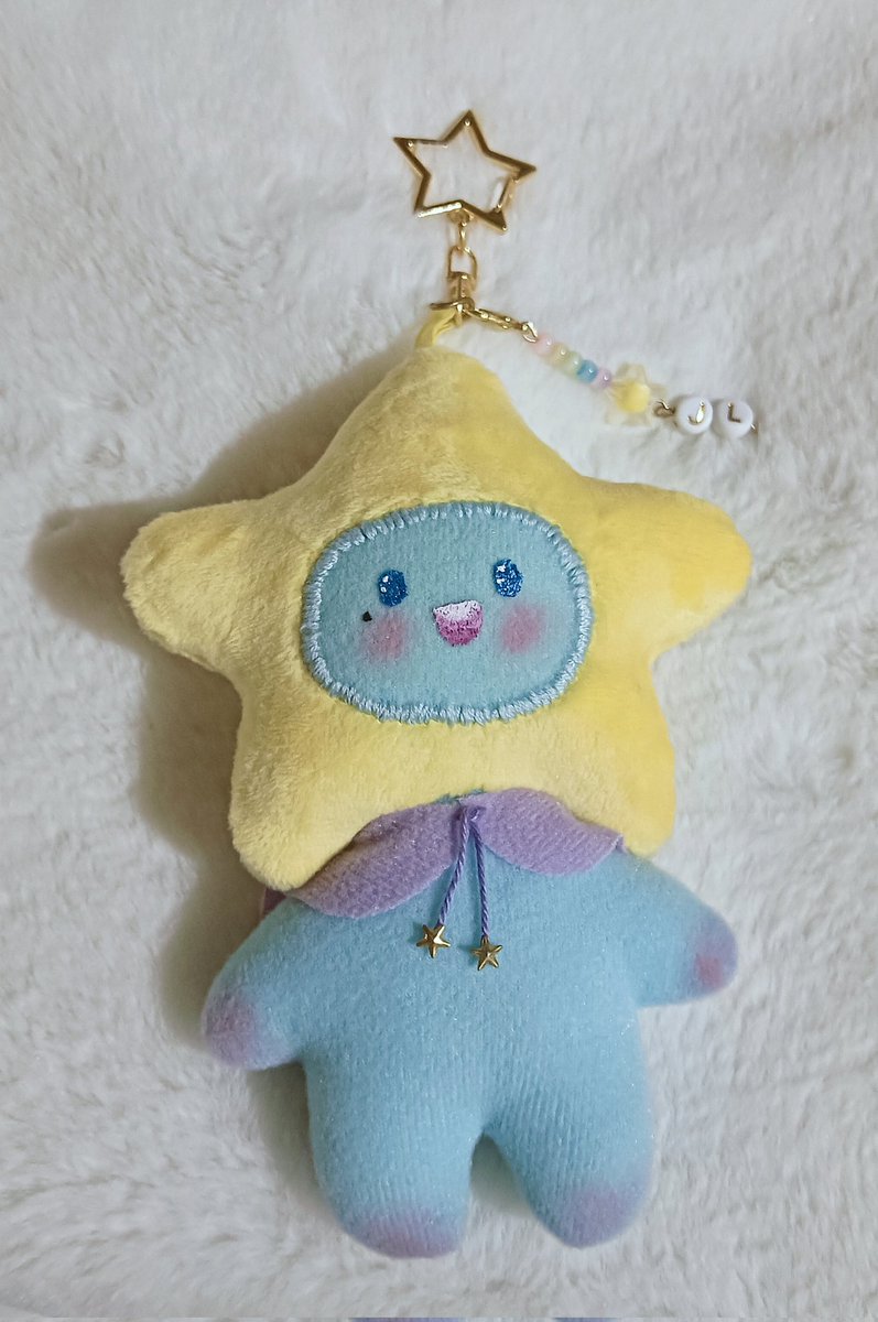 Ahofcafeartist's tweet photo. Byeol is complete!!! I'll arrange a give away for this next week 💕
#ahof_jl #shinningstar #ahof #ahofanart https://t.co/dJXlEB0qlc
