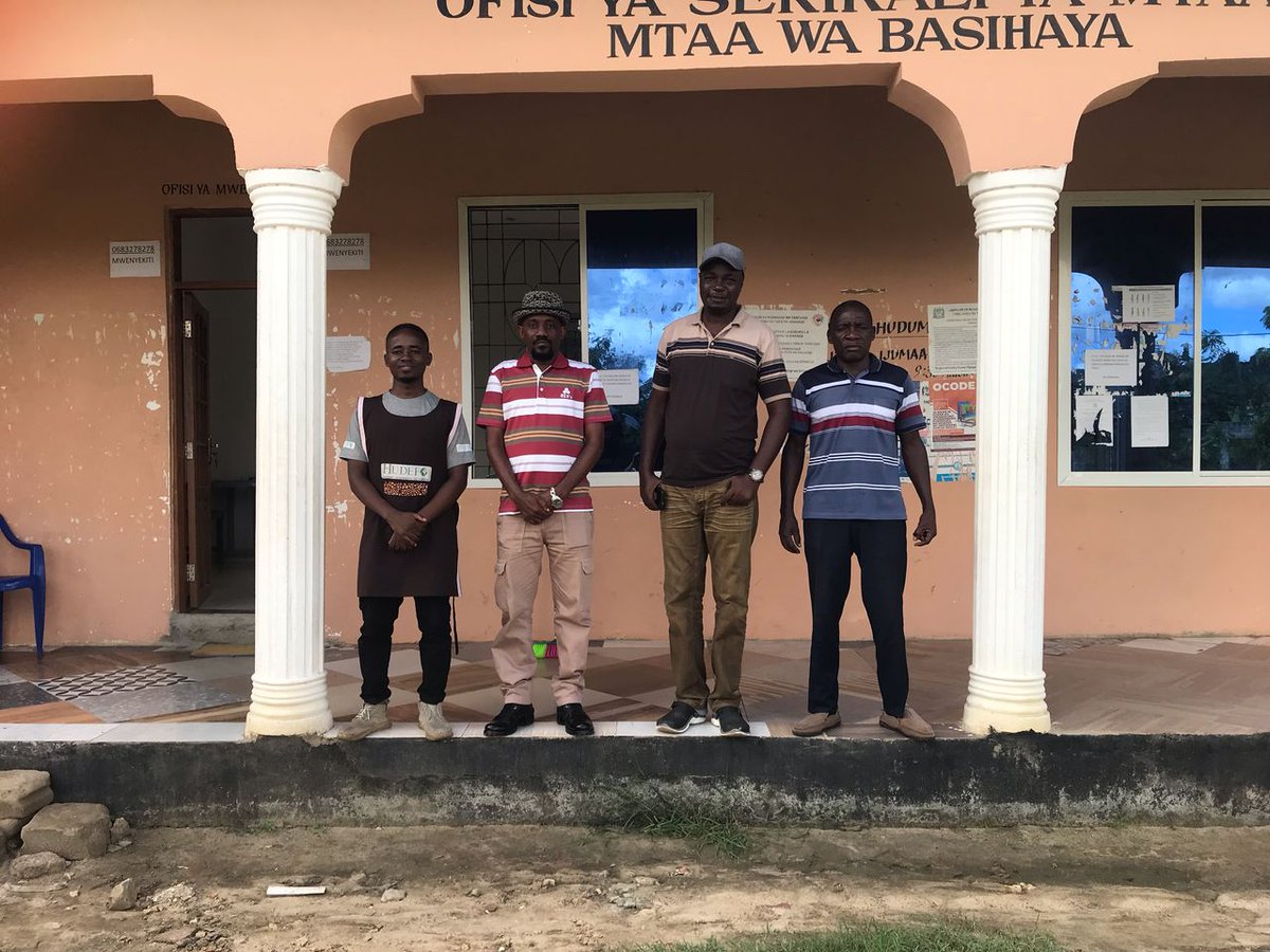 Mr_AbdiKhalifa's tweet image. Mtaa kwa Mtaa 2025: "just a little helps for mother nature"
#MtaaKwaMtaaa2025 #4MotherNature #CommunityCleanUp  #KickUp2025 #Kispika📢