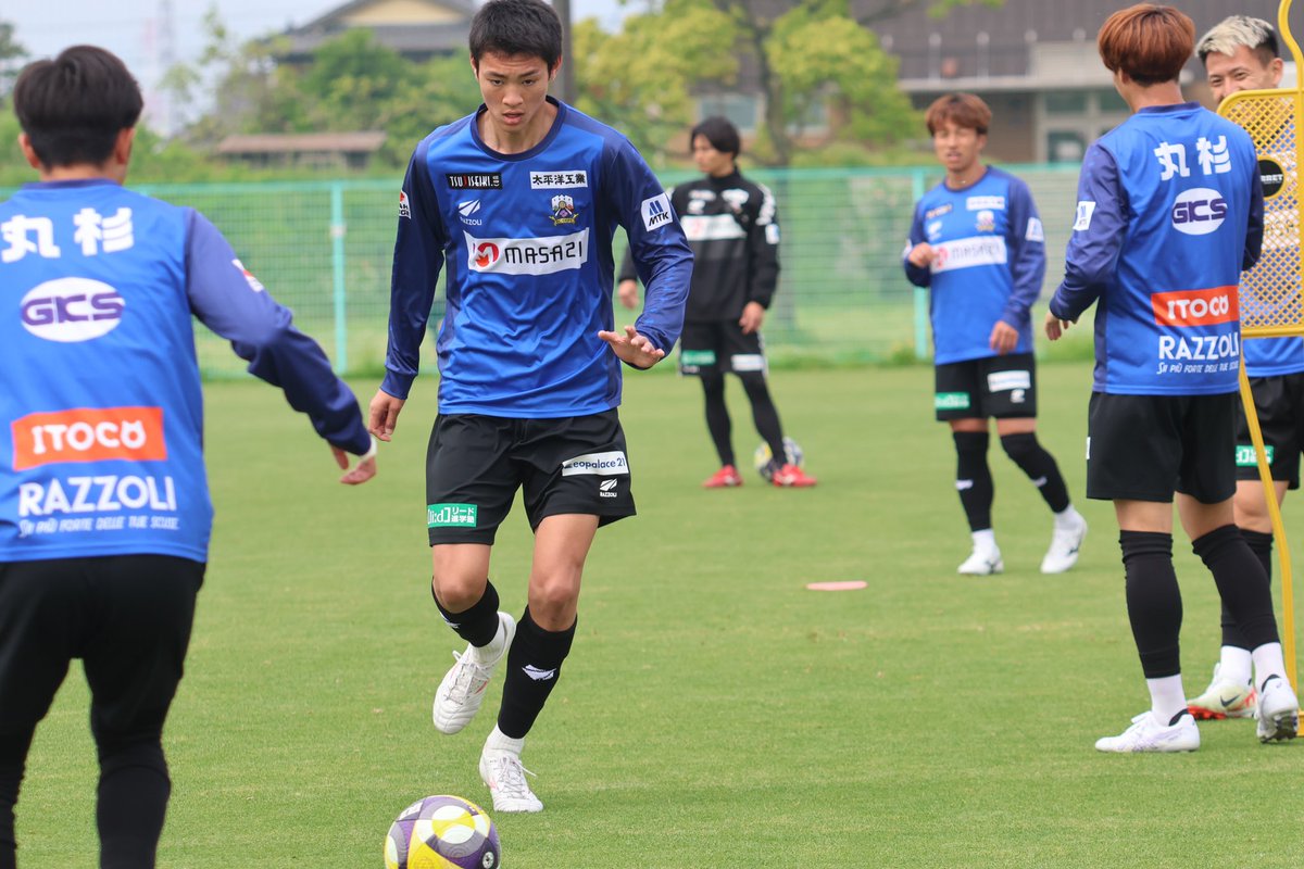 今週のトップチームのトレーニングに、FC岐阜アカデミーから1名の選手
