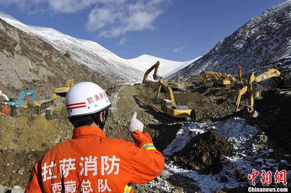 stanzinnangmo's tweet photo. Tibetans live under a ruthless occupation &amp; r given no say over hw their country &amp; its environment r managed.
Its rivers, glaciers &amp; minerals beneath its soil r prized by  Chinese govt, who sees them as resources to exploit

CCP is tearing up #Tibet's landscape, causing pollution https://t.co/OmCckCPpTJ