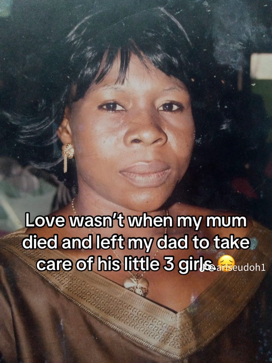 entertainregion's tweet photo. The father went through all these for them and still eventually died💔💔

Life is really not Nollywood 😳

Open thread 🧵 https://t.co/U0ECIOyCgx