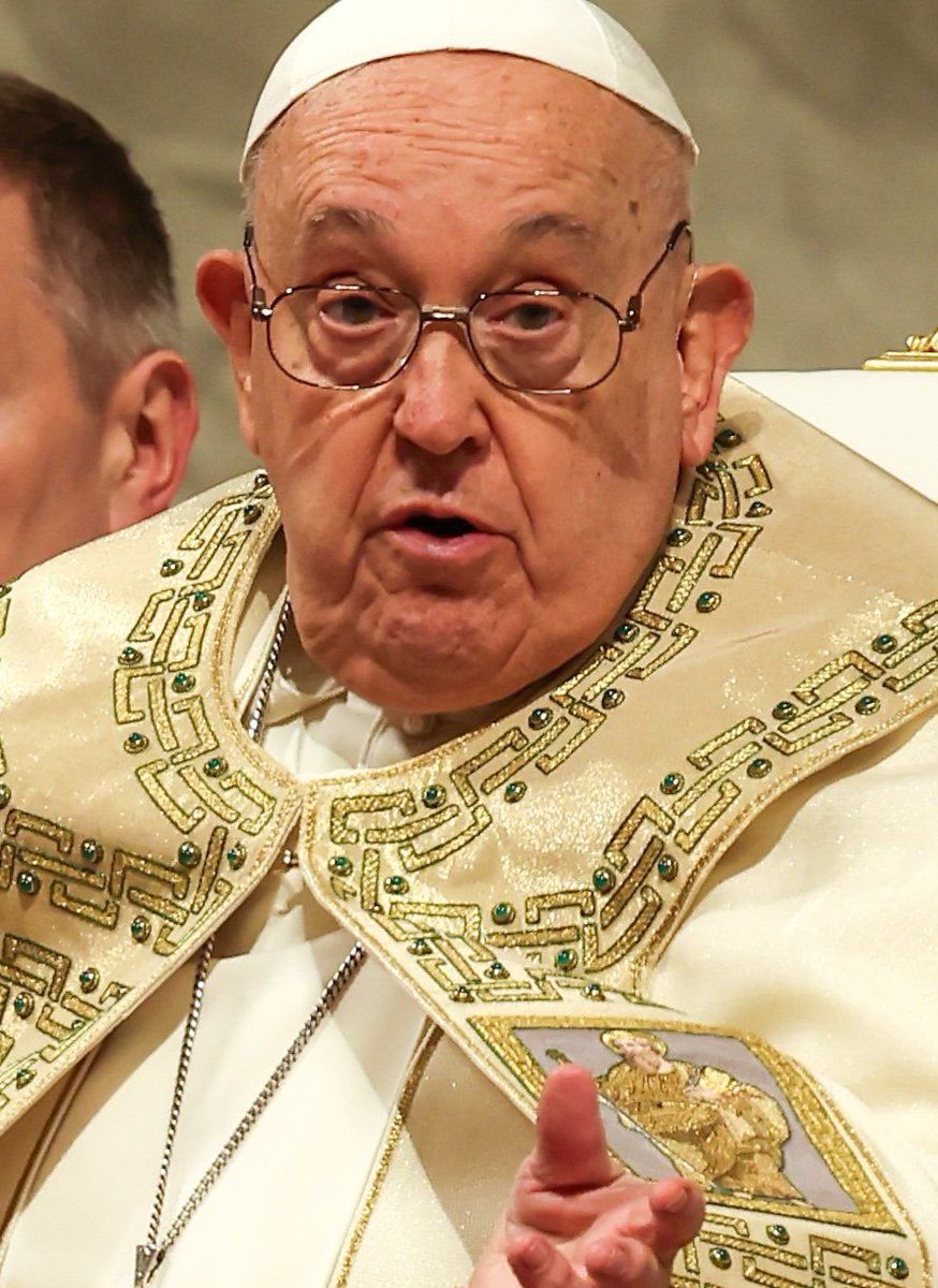 Everything you need to know about the Aaron Ramsey curse 
Was he involved in Pope Francis death? 

A thread 🧵