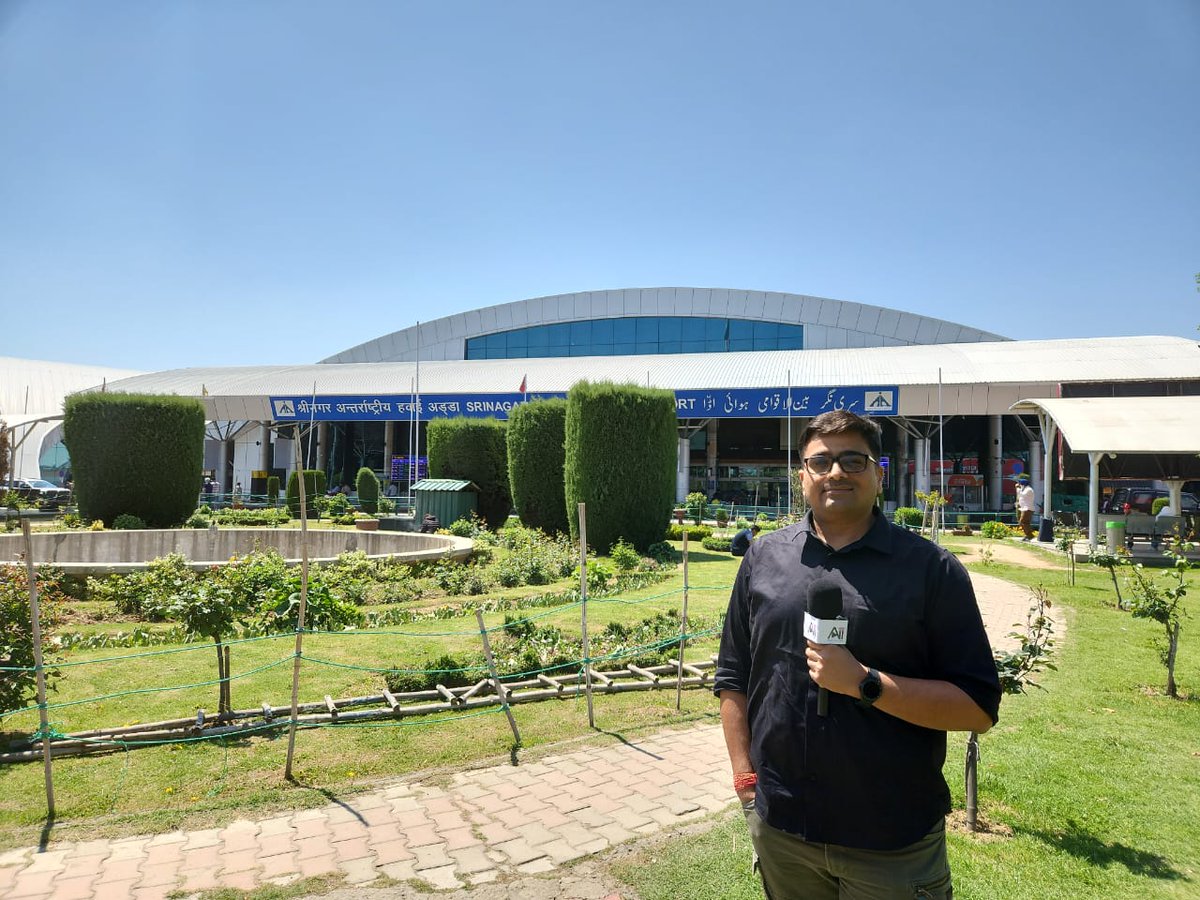 kaankit's tweet photo. डरने का नहीं, डटने का वक्त है!!🇮🇳

📍श्रीनगर, कश्मीर. https://t.co/NcUL1LqWKa