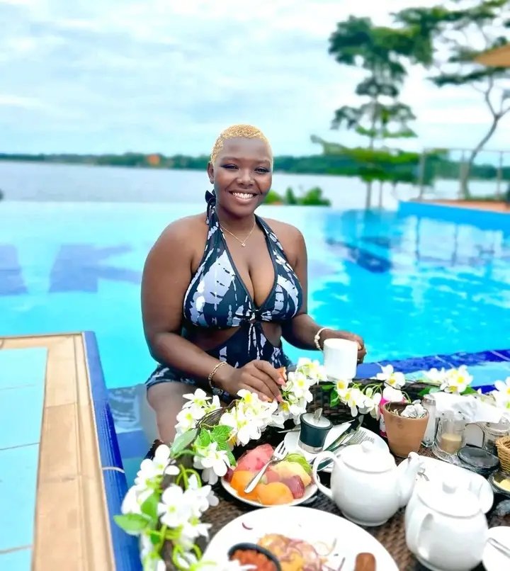Gulu City’s vibrant influencer, Trona, is living life to the fullest, savoring every moment with a big spoon! 
. 
Wishing you a Happy Birthday, Trona.