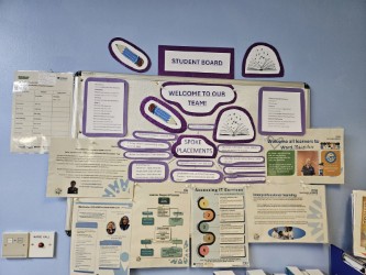 MFT Pre-Reg Education Team (@mft_pret) on Twitter photo Learner Notice Board Winnerπ
Congratulation to our LCO Notice Board Winner- the Cornerstones Health Centre - Macmillan Team π
Sara presented their award to LEEL Sam π
<a href="/mcrlco/">Manchester Local Care Organisation</a> Learner Notice Board Winnerπ
Congratulation to our LCO Notice Board Winner- the Cornerstones Health Centre - Macmillan Team π
Sara presented their award to LEEL Sam π
<a href="/mcrlco/">Manchester Local Care Organisation</a>