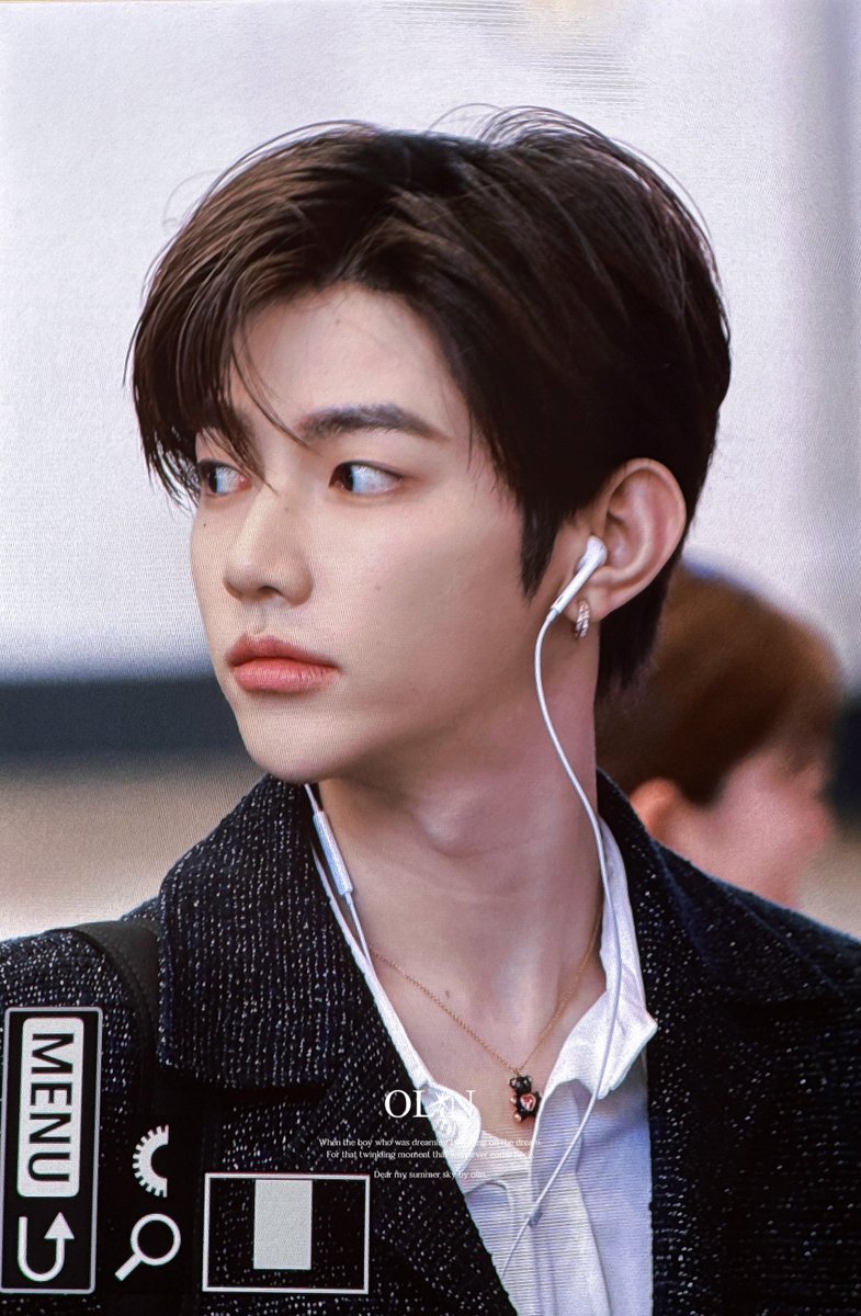 𝐎𝐋𝐈𝐍 tweet media
