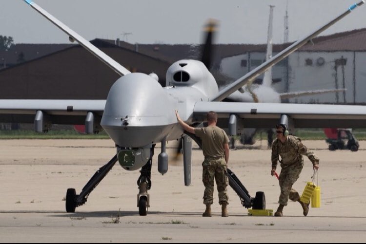 S2FUncensored's tweet image. ⚡️JUST IN:
Yemen's Houthis shot down 7 U.S. drones worth $200 million over the past 6 weeks.
The downing of 3 drones last week signals improved Houthi targeting of UAVs over Yemen.
Source: AP, Pentagon officials: